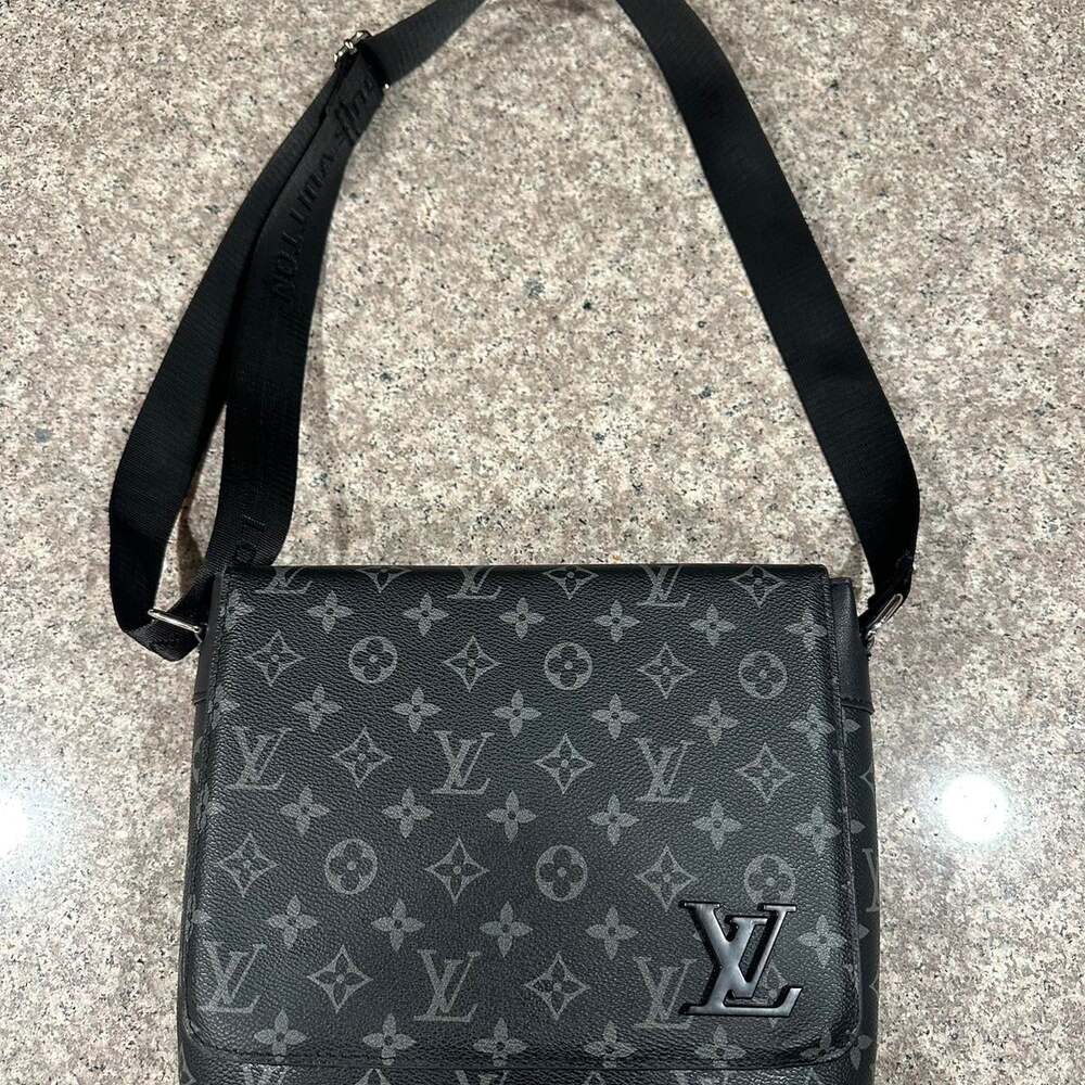Selling My Louis Vuitton Bag Cff 0